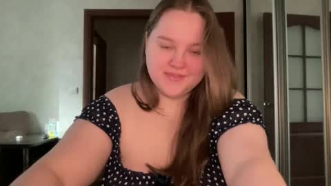 Snapshot of mollyas chatting on October 14, 12:52 pm Alice online show from October 14, 12:52 pm