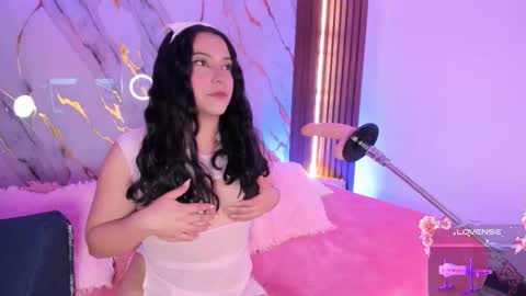 New girl Emily Valentina  Michelle online show from November 3, 2:21 pm