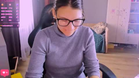  KIRA  online show from March 17, 3:54 am