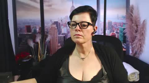 MollySun Nina Randmann online show from October 12, 6:32 pm