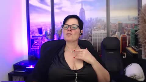 MollySun Nina Randmann online show from January 21, 6:12 pm