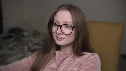 mollytucker online show from February 9, 1:35 pm