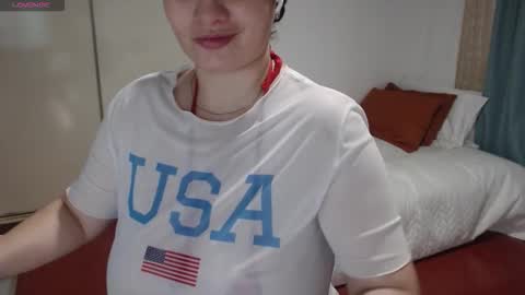 Daphne  online show from December 4, 12:46 am