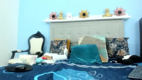 paola online show from November 28, 2:53 pm