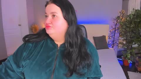 Monica online show from February 3, 6:22 am