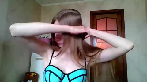 Monica online show from May 27, 11:51 am