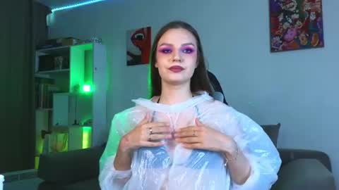 Monica erotic mmm online show from July 24, 9:33 pm