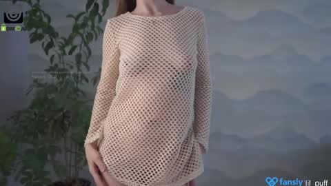 Monique    online show from February 13, 4:00 am