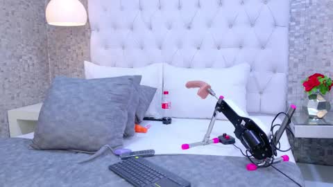 MonserratPeter online show from November 29, 12:14 am