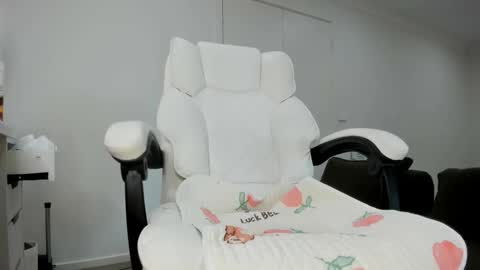 Mons life online show from October 20, 2:25 am