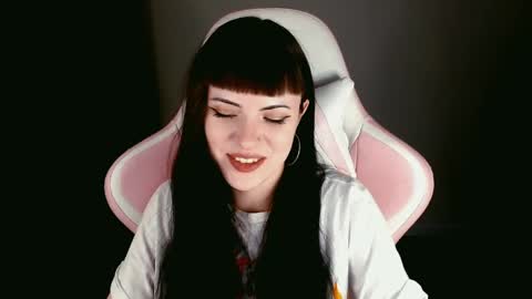  sophie  online show from May 11, 11:35 pm