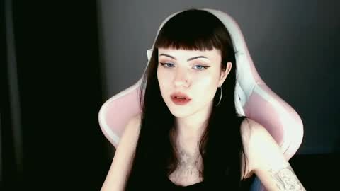  sophie  online show from May 10, 7:27 pm