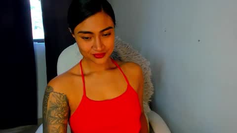 Snapshot of moonie_baddie31 chatting on October 3, 9:42 pm moonie_baddie31 online show from October 3, 9:42 pm