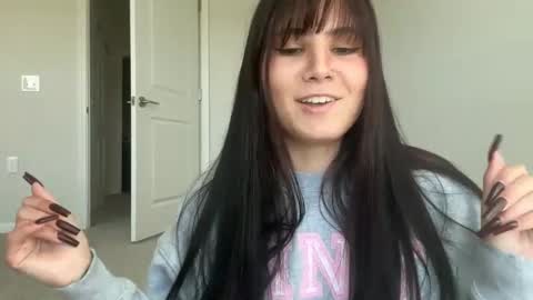 mooni minx online show from September 12, 8:16 pm