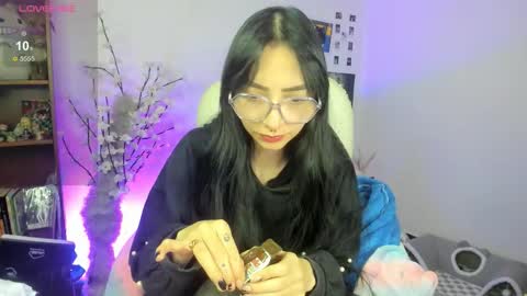 MOON  online show from January 18, 1:57 am