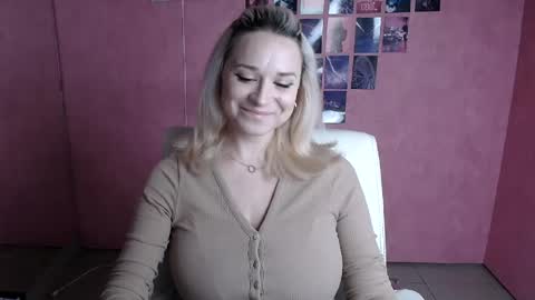 Susanna online show from June 16, 5:19 am