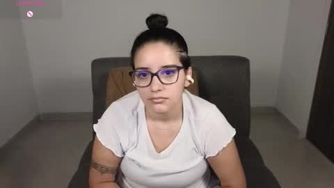 Moon Woman online show from October 10, 2:49 am