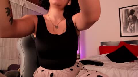 Michelle online show from October 7, 12:53 pm