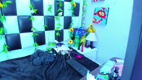 Snapshot of morganasmit_ chatting on October 4, 5:06 pm morganasmit_ online show from October 4, 5:06 pm