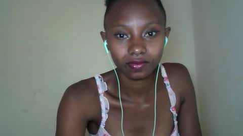 morgane_69 online show from May 21, 8:12 am