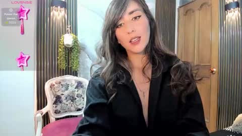 Moriah online show from November 18, 7:15 pm