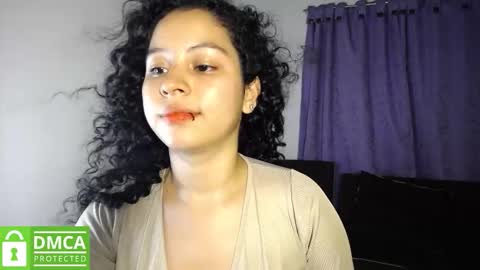 Snapshot of mr_mrscurie chatting on October 12, 2:14 am Mr Mrs Curie online show from October 12, 2:14 am