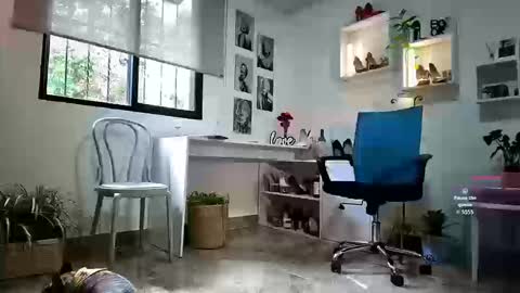 Snapshot of mrs_edha_ chatting on September 19, 2:16 pm Edha online show from September 19, 2:16 pm