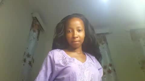 ms_luxe online show from February 5, 8:01 pm