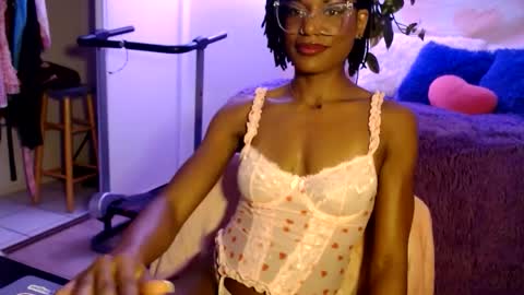 CocoSage online show from November 17, 10:49 am