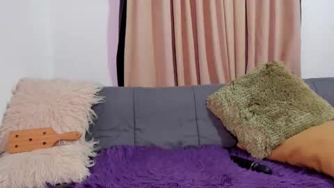 Snapshot of msjustine4u chatting on October 5, 12:26 am Miss Justine online show from October 5, 12:26 am