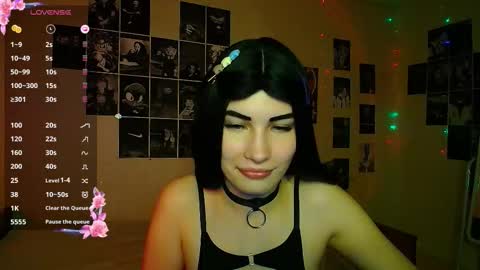 Noora Saetr online show from December 3, 1:52 am