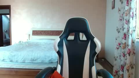 msmarshmallow1 online show from February 12, 11:07 am