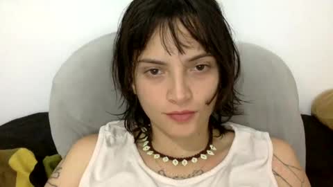 Snapshot of munchi_ chatting on February 21, 12:05 am   online show from February 21, 12:05 am