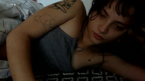 Snapshot of munchi_ chatting on February 10, 12:39 pm   online show from February 10, 12:39 pm