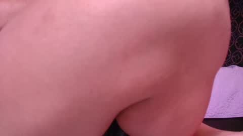 Snapshot of muriel_belovv chatting on October 8, 3:11 am Tell me Sofi online show from October 8, 3:11 am