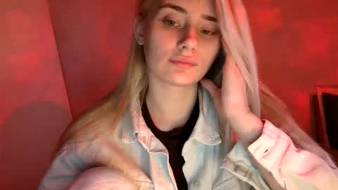 musescorner online show from March 25, 4:43 pm