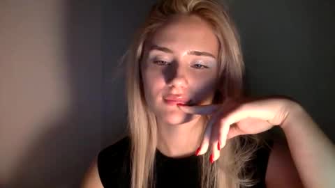 musescorner online show from November 18, 6:31 pm