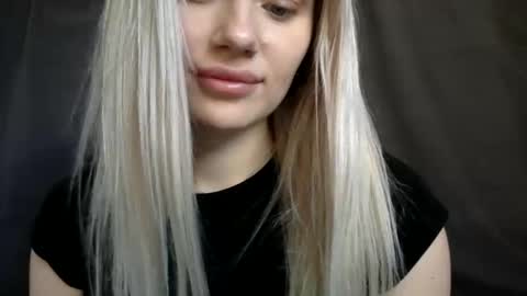 musescorner online show from June 4, 3:49 pm