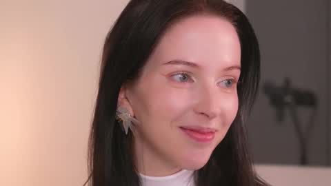 STELLA online show from November 24, 8:00 pm