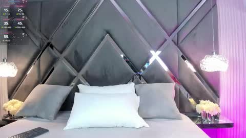 Mariana Evans online show from February 25, 11:42 am