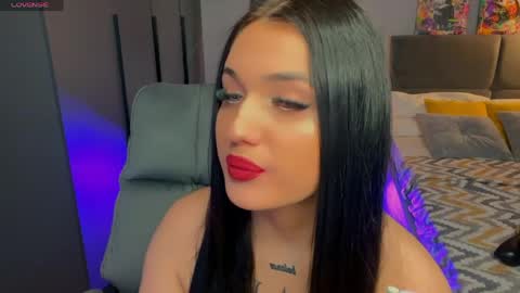 Hecate online show from April 18, 7:58 pm