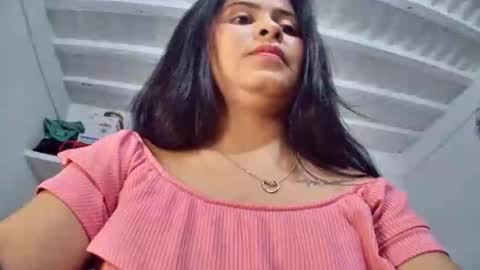 Snapshot of myhoney_hot chatting on January 5, 1:03 am myhoney_hot online show from January 5, 1:03 am
