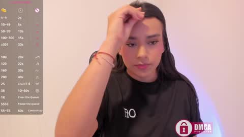 Bella online show from April 3, 8:51 pm