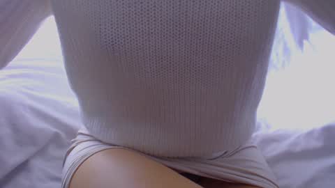 Snapshot of mysterious_sensual chatting on February 8, 5:08 am sensual Lina online show from February 8, 5:08 am