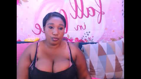 Snapshot of mysticebony18 chatting on January 20, 7:04 pm mysticebony18 online show from January 20, 7:04 pm