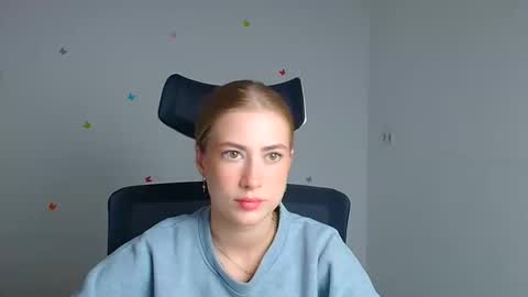 Snapshot of mysticemeli chatting on September 25, 11:31 am Emelie online show from September 25, 11:31 am
