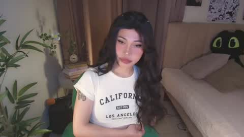 Lucy online show from June 17, 9:43 am