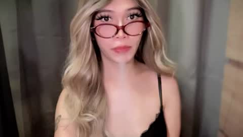 Lucy online show from July 2, 3:34 am