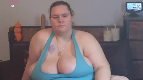 Mzjuicybootay online show from October 4, 8:02 pm