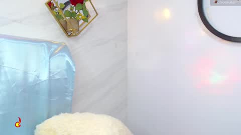 Snapshot of naamah_b chatting on February 4, 2:10 pm naamah_b online show from February 4, 2:10 pm